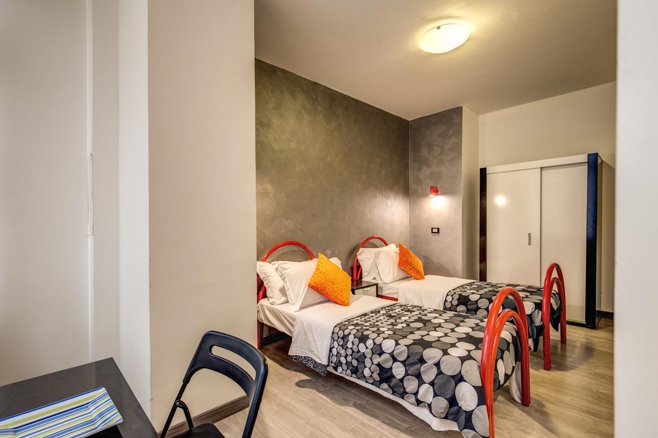 Enzo Luxury Rooms Рим Экстерьер фото